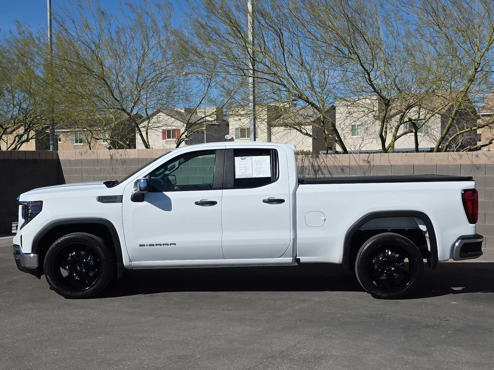 Thumbnail: 2023 GMC Sierra 1500 - 25