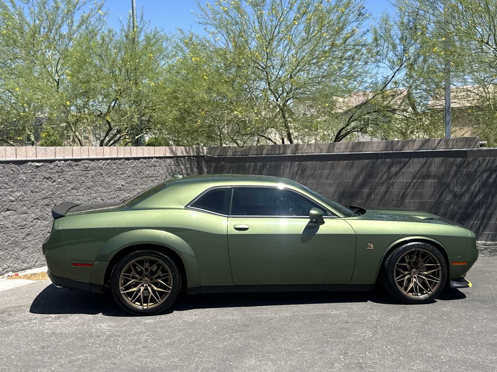 Thumbnail: 2022 Dodge Challenger - 8