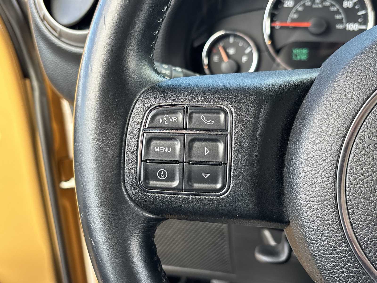 Thumbnail: 2014 Jeep Wrangler - 28