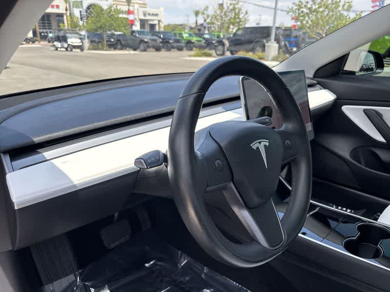 Thumbnail: 2018 Tesla Model 3 - 10