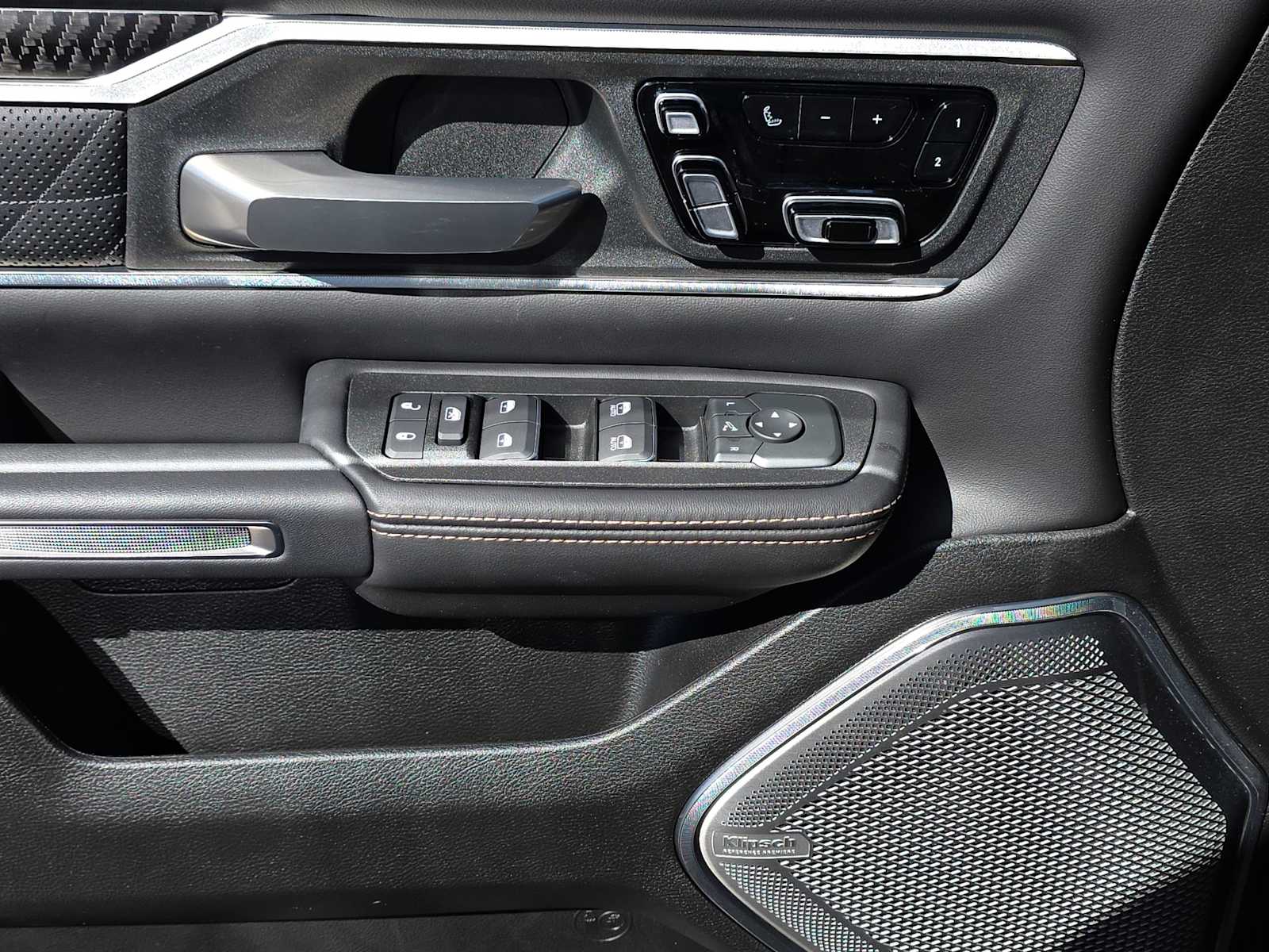 Thumbnail: 2026 RAM 1500 - 28