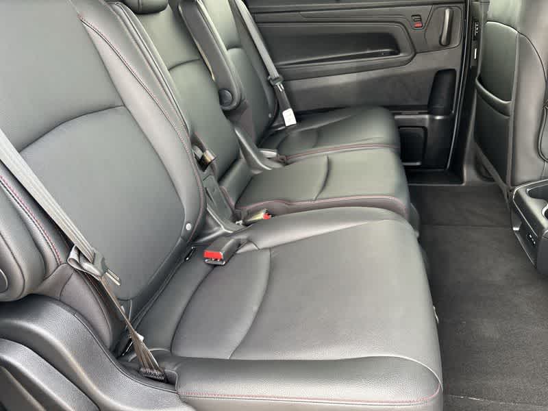 Thumbnail: 2025 Honda Odyssey - 17