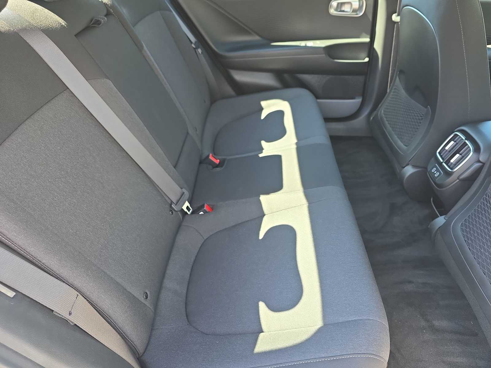 Thumbnail: 2024 Hyundai Ioniq 6 - 17