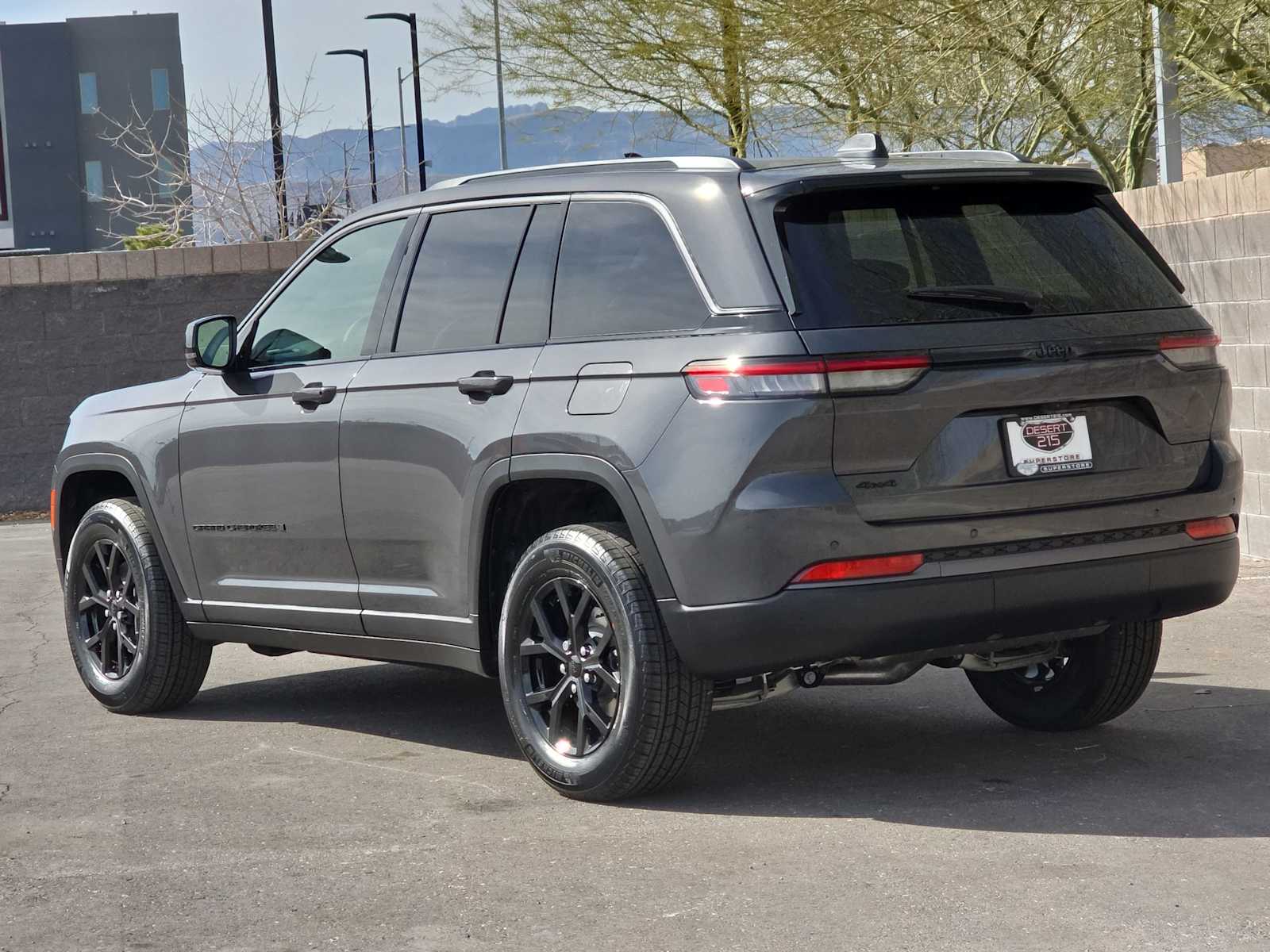 Thumbnail: 2026 Jeep Grand Cherokee - 6