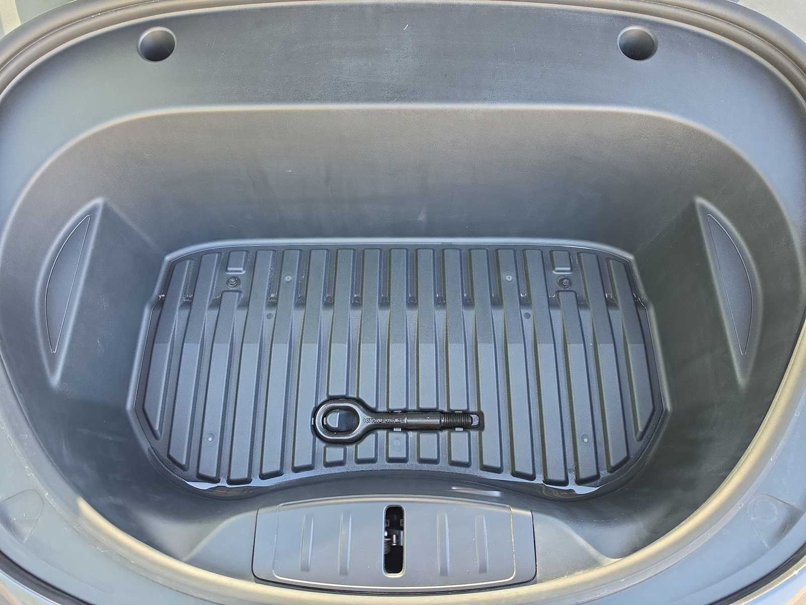 Thumbnail: 2022 Tesla Model 3 - 13