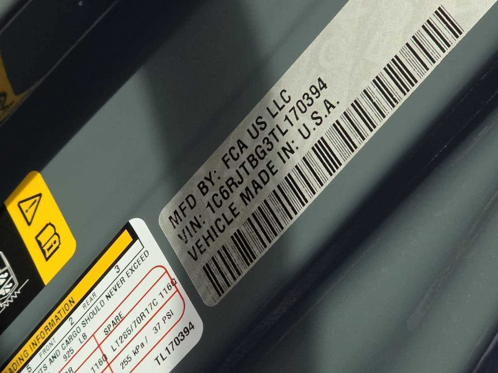 Thumbnail: 2026 Jeep Gladiator - 32