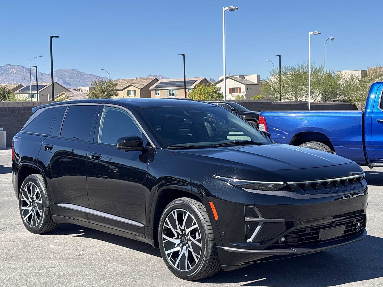 Thumbnail: 2025 Jeep Wagoneer S - 3