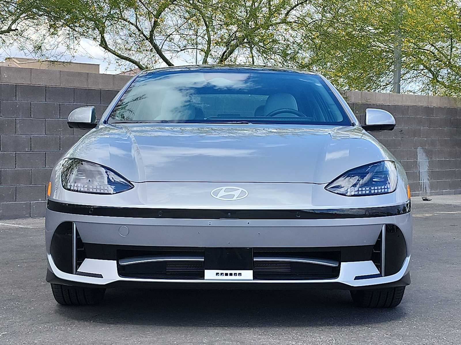 Thumbnail: 2024 Hyundai Ioniq 6 - 4