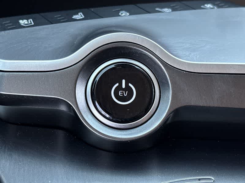 Thumbnail: 2022 Kia EV6 - 24