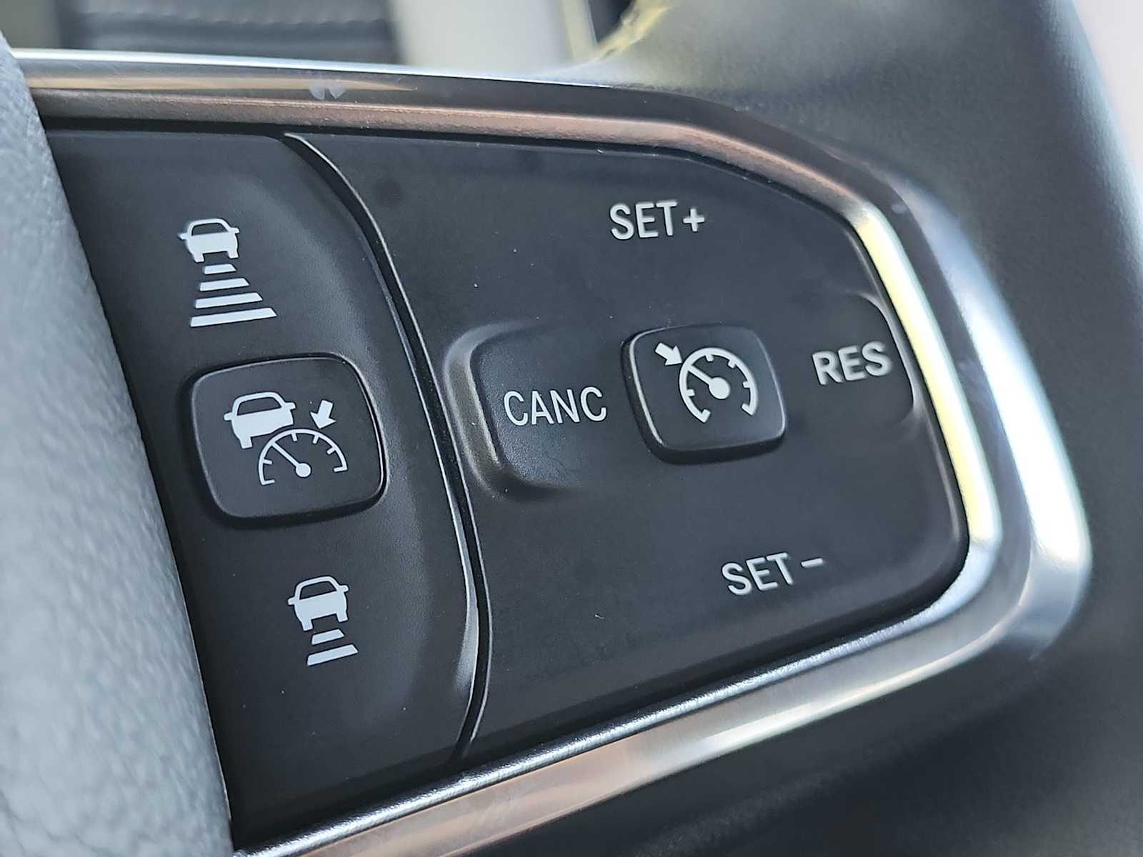 Thumbnail: 2025 RAM 1500 - 29