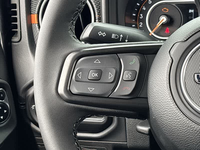 Thumbnail: 2025 Jeep Gladiator - 29