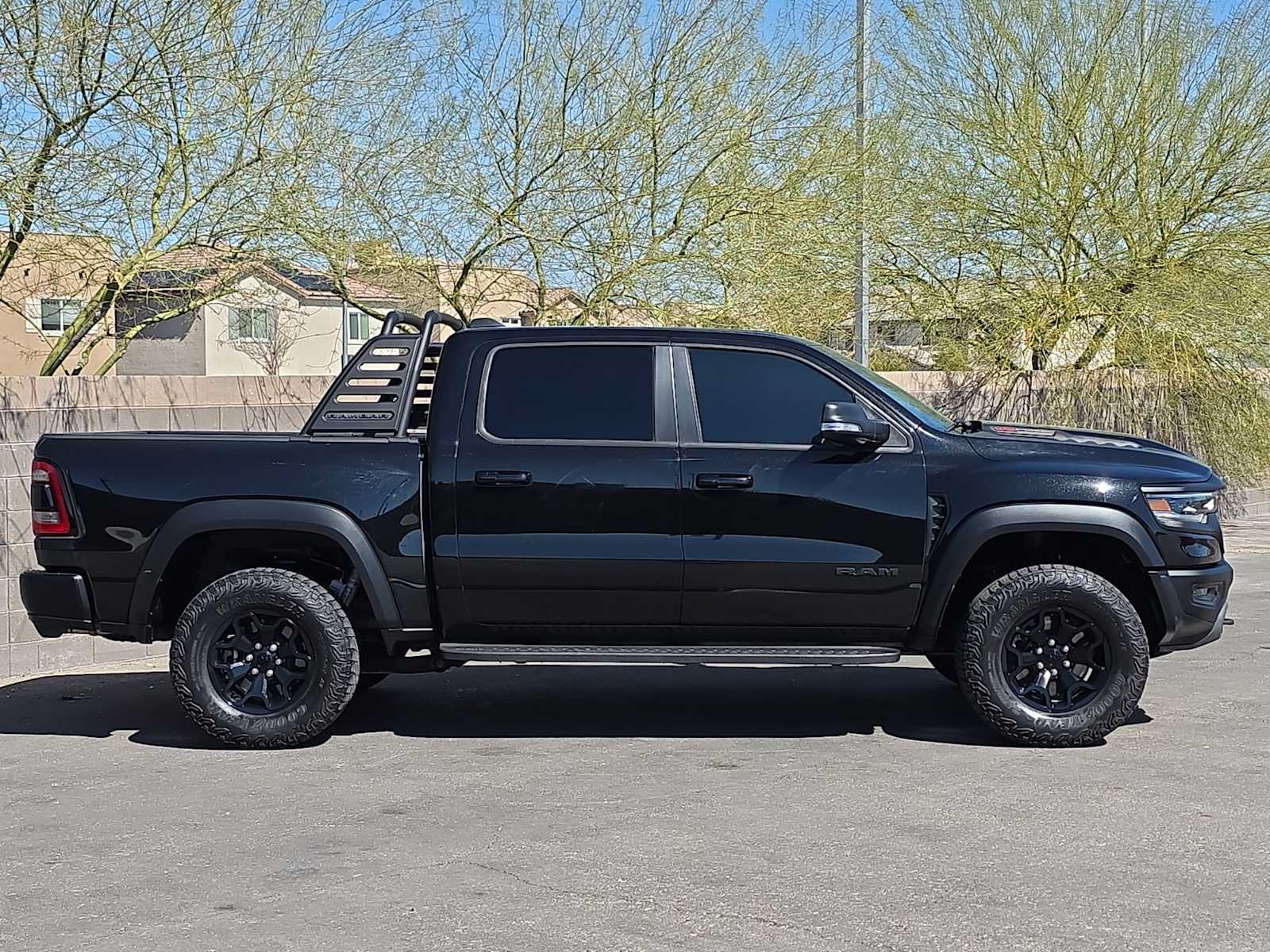 Thumbnail: 2022 RAM 1500 - 10