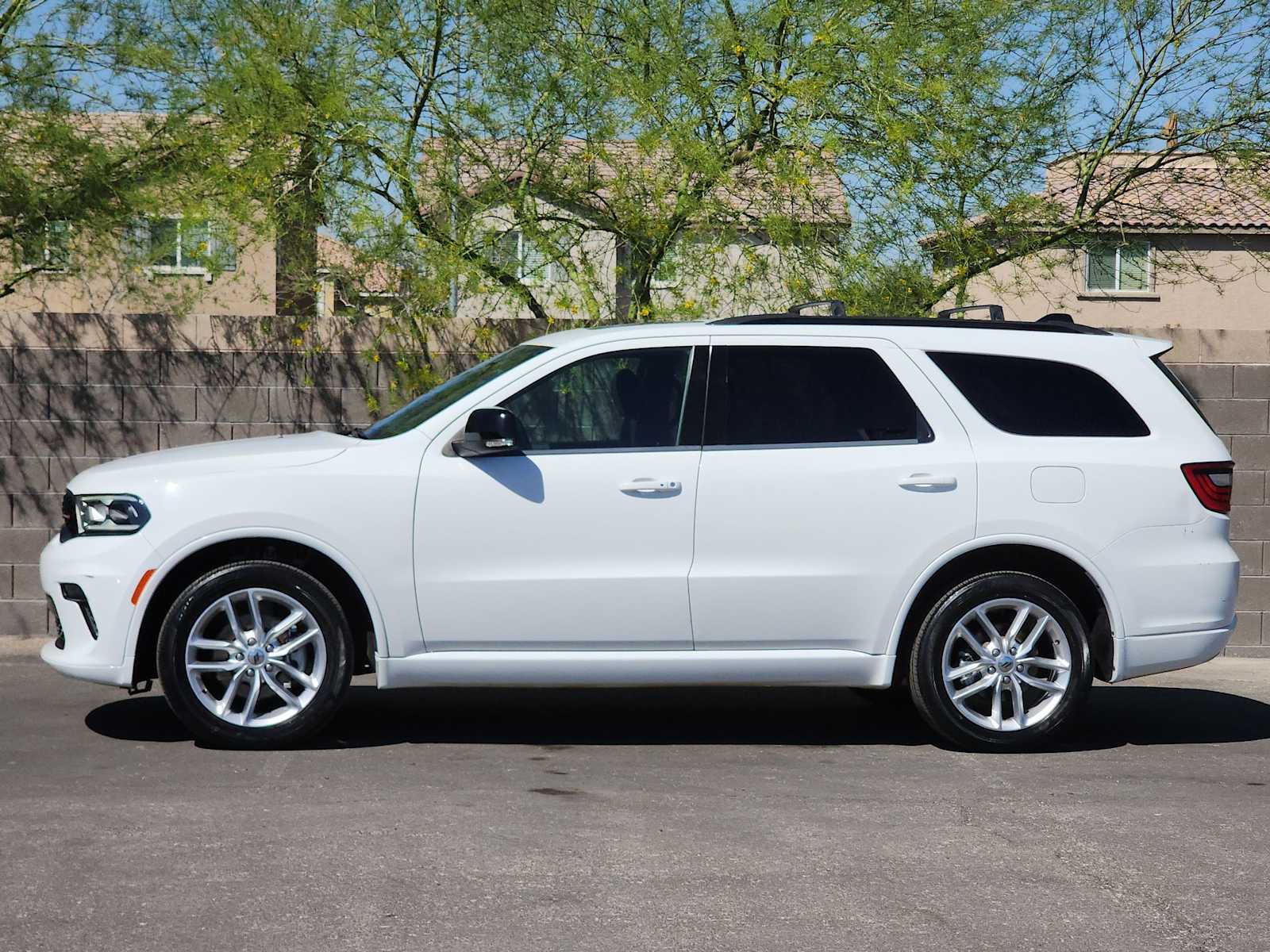 Thumbnail: 2023 Dodge Durango - 24