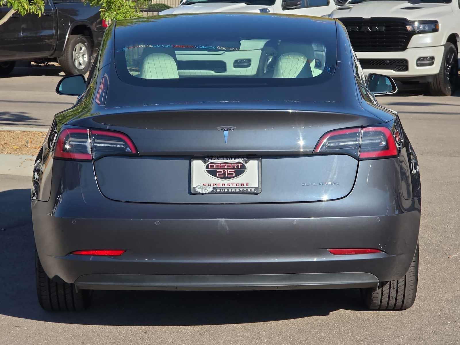 Thumbnail: 2019 Tesla Model 3 - 8