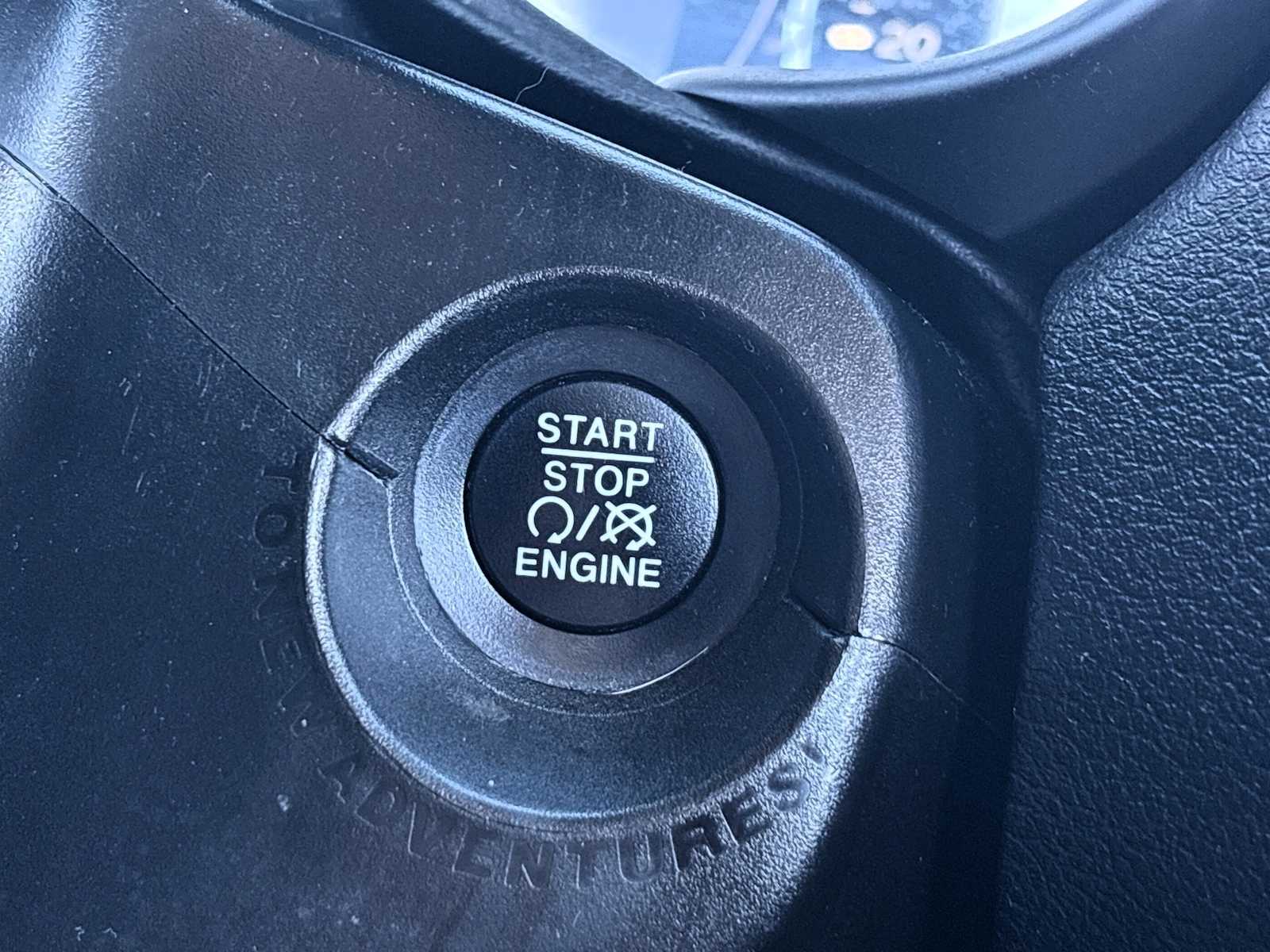 Thumbnail: 2018 Jeep Renegade - 23