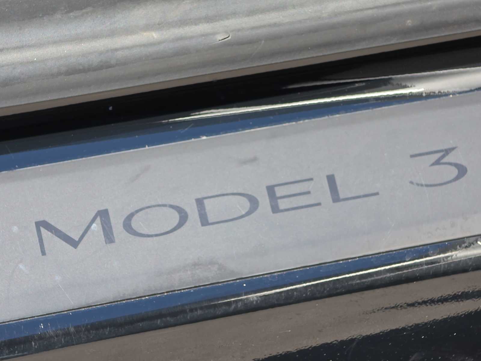 Thumbnail: 2023 Tesla Model 3 - 11
