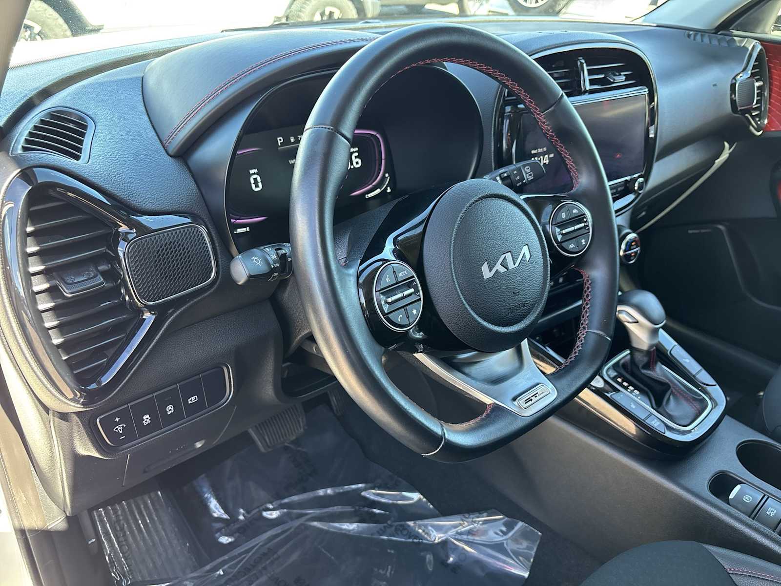 Thumbnail: 2023 Kia Soul - 2