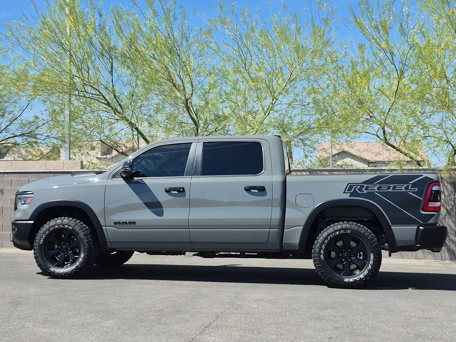Thumbnail: 2023 RAM 1500 - 6