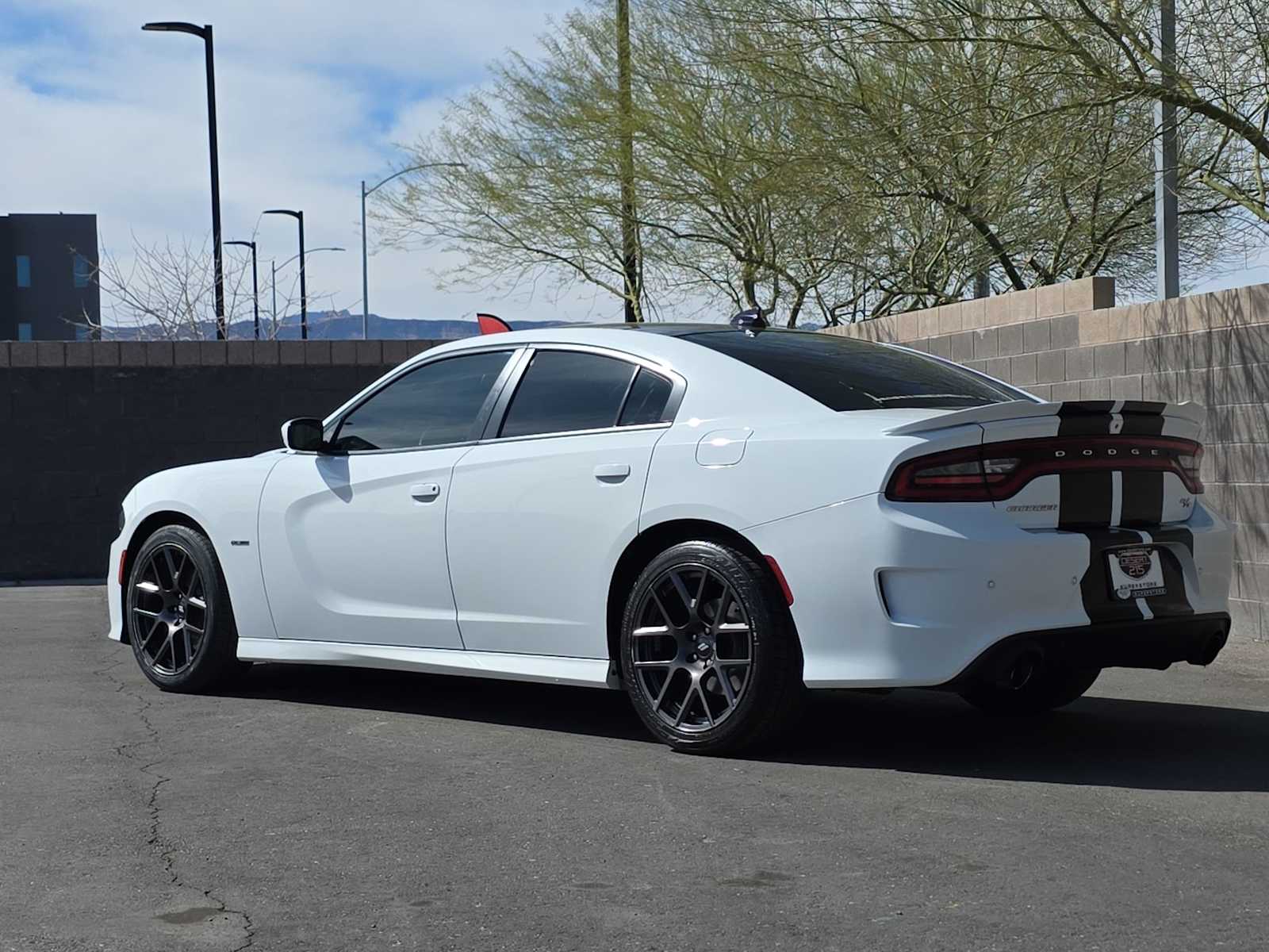 Thumbnail: 2019 Dodge Charger - 7