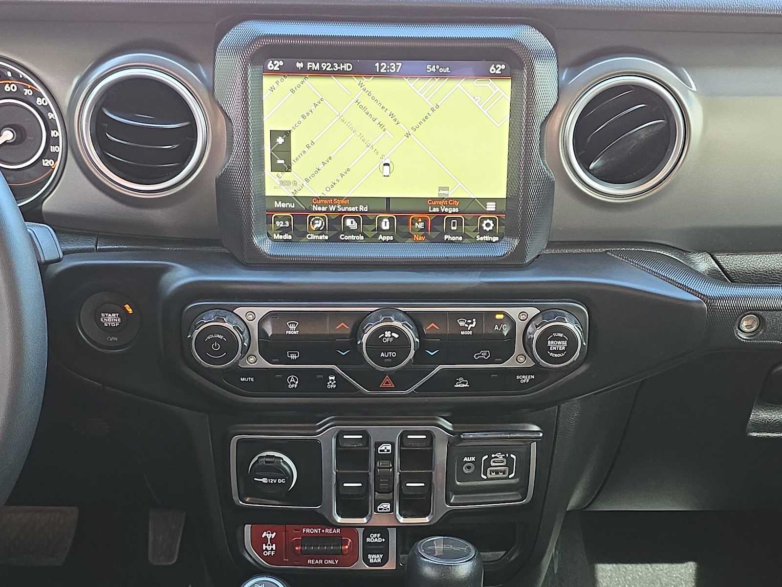 Thumbnail: 2023 Jeep Gladiator - 20