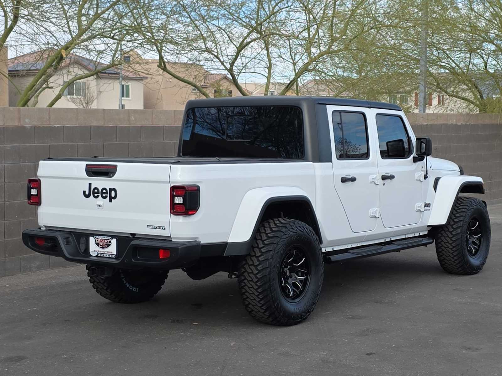 Thumbnail: 2021 Jeep Gladiator - 9