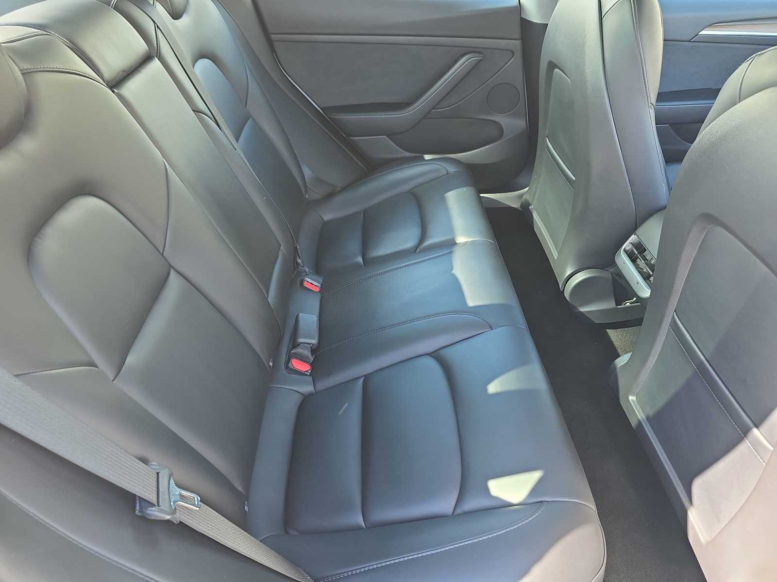 Thumbnail: 2021 Tesla Model 3 - 17