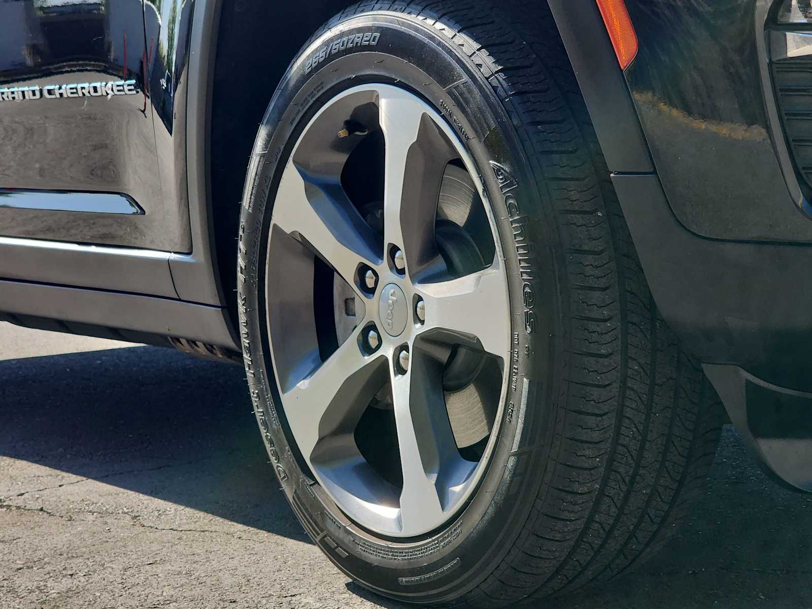 Thumbnail: 2024 Jeep Grand Cherokee - 12