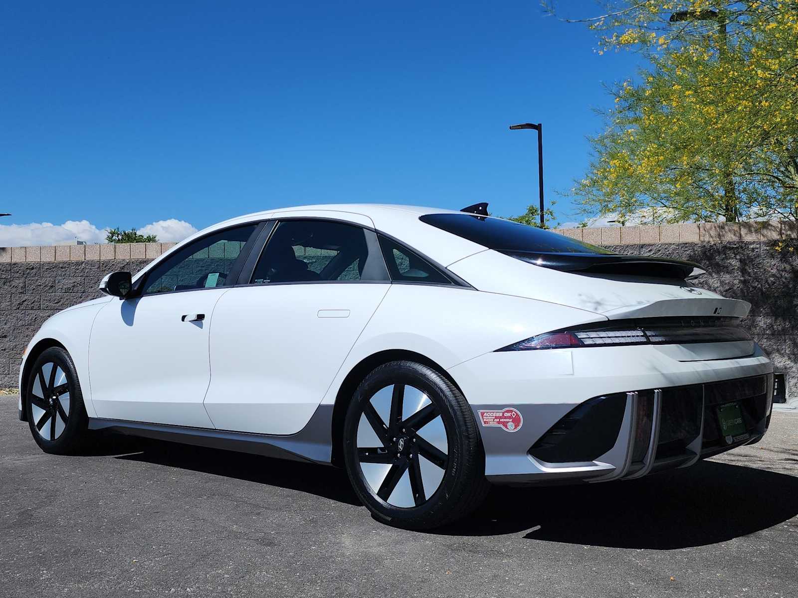 Thumbnail: 2024 Hyundai Ioniq 6 - 7
