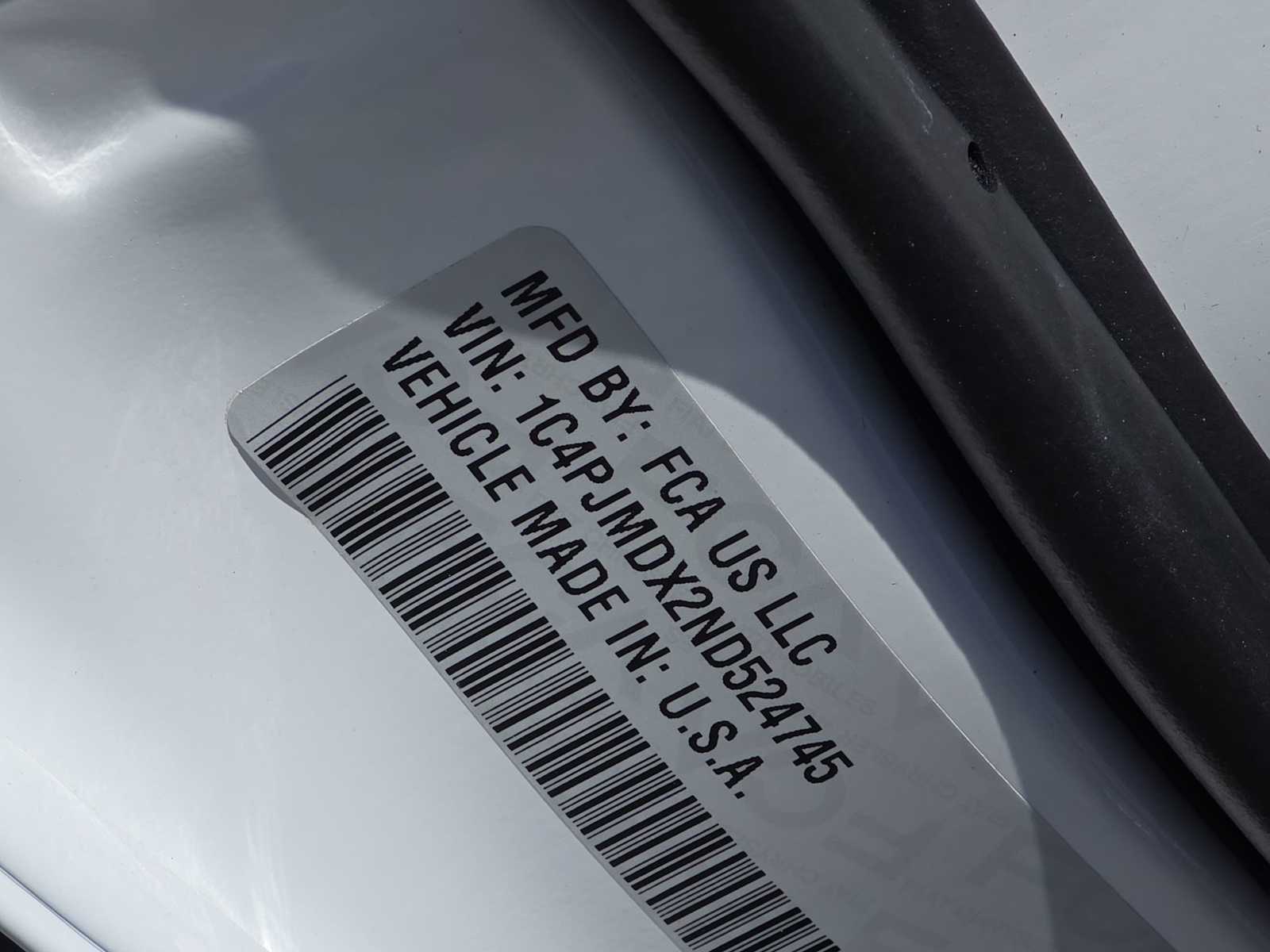 Thumbnail: 2022 Jeep Cherokee - 25