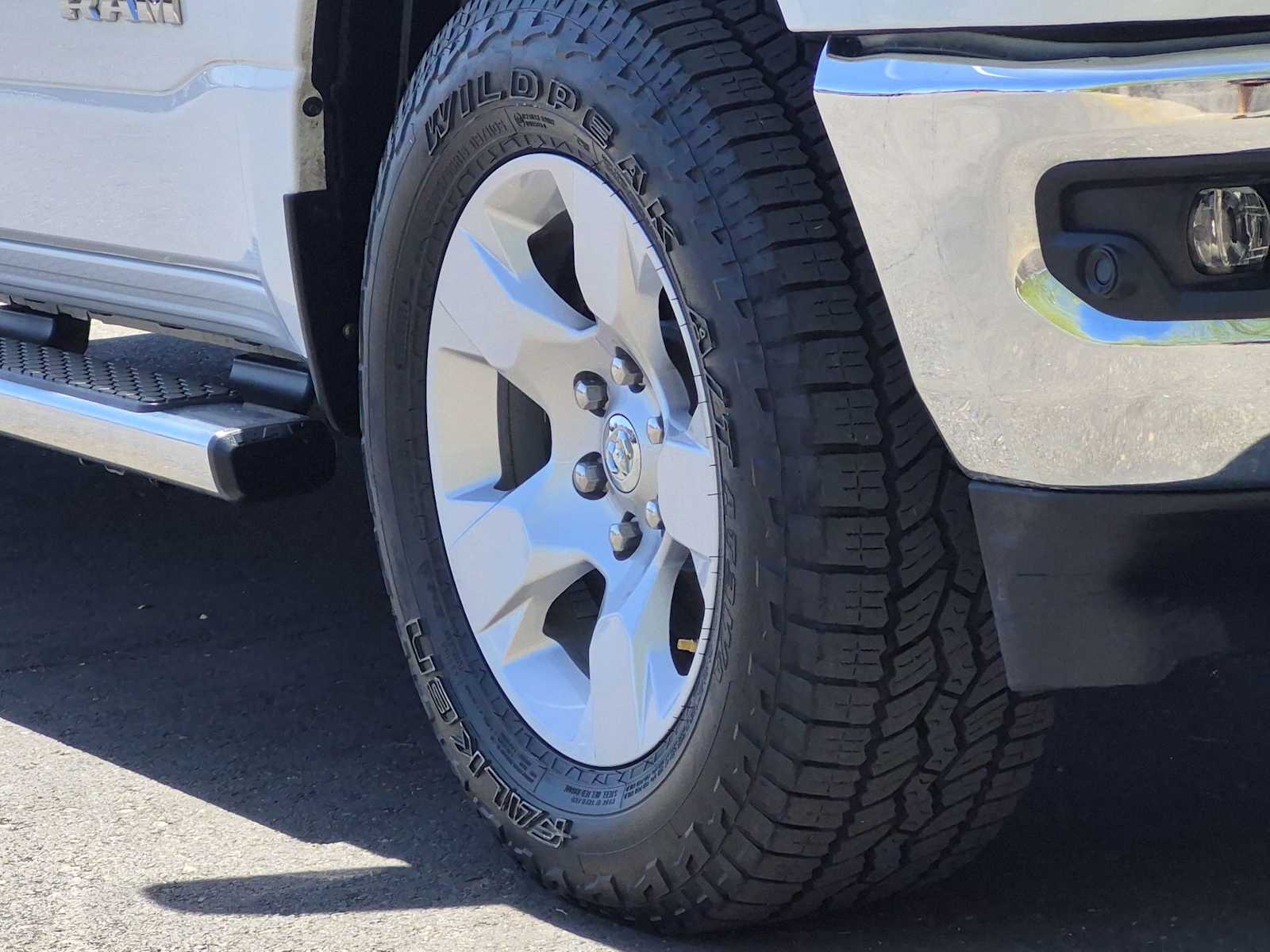 Thumbnail: 2023 RAM 1500 - 9