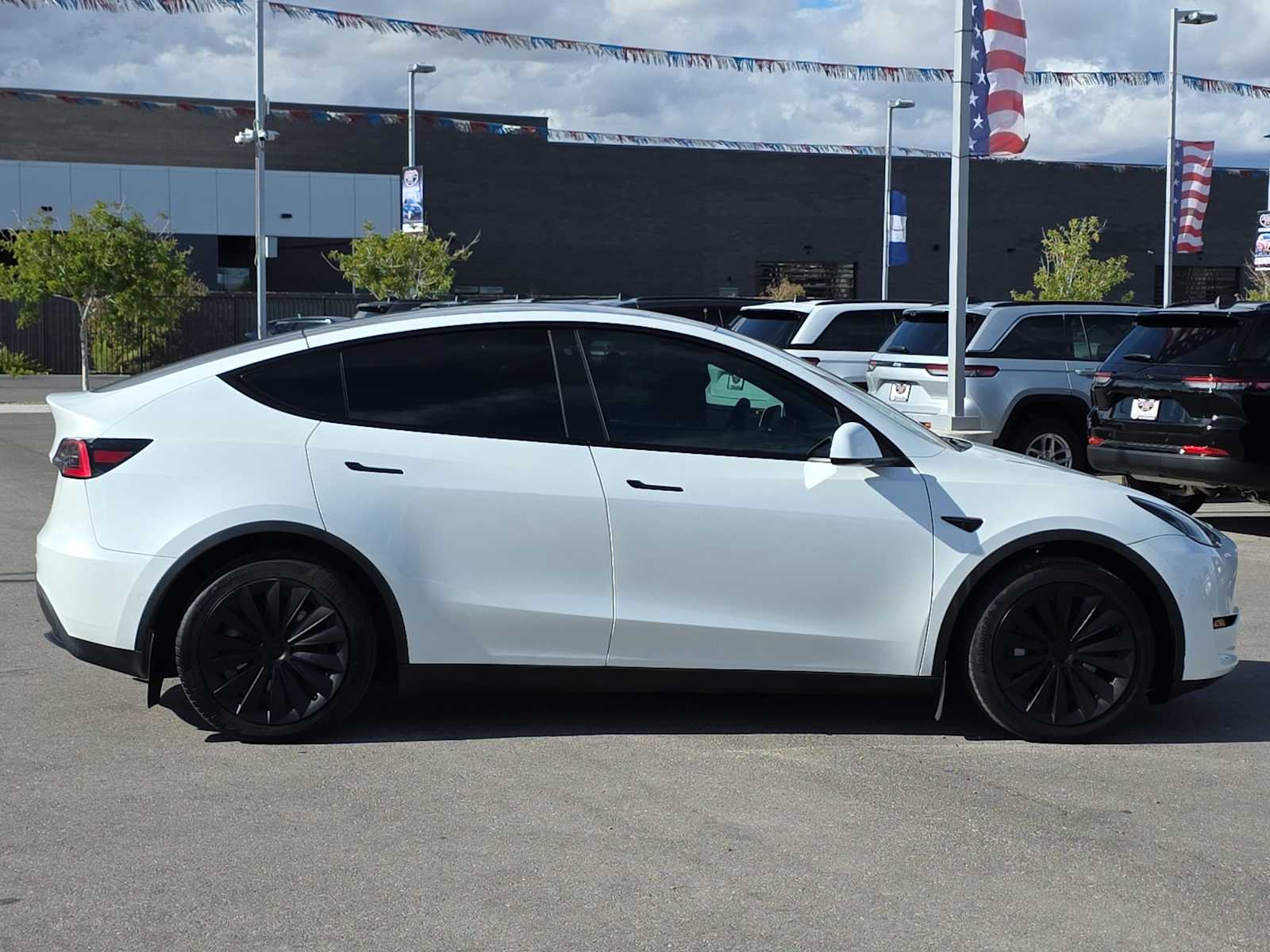 Thumbnail: 2020 Tesla Model Y - 10