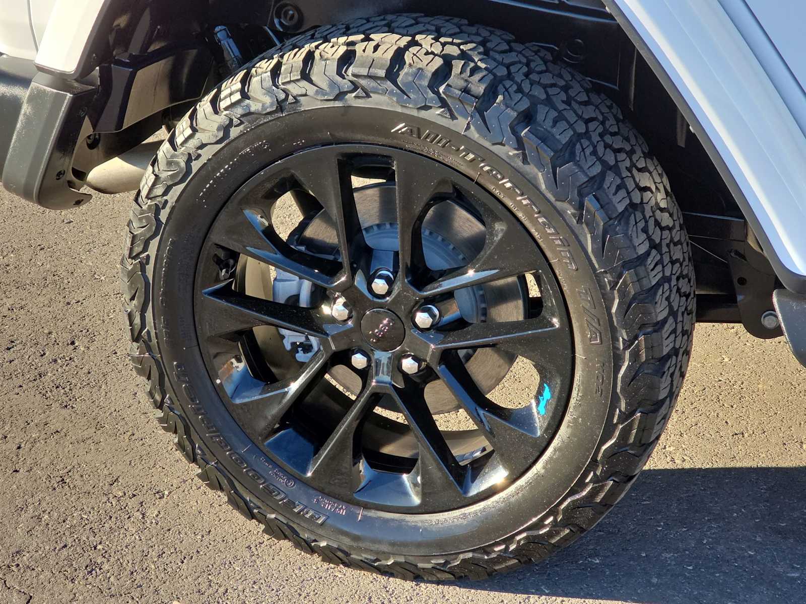 Thumbnail: 2023 Jeep Wrangler - 9