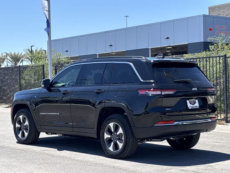 Thumbnail: 2025 Jeep Grand Cherokee - 6