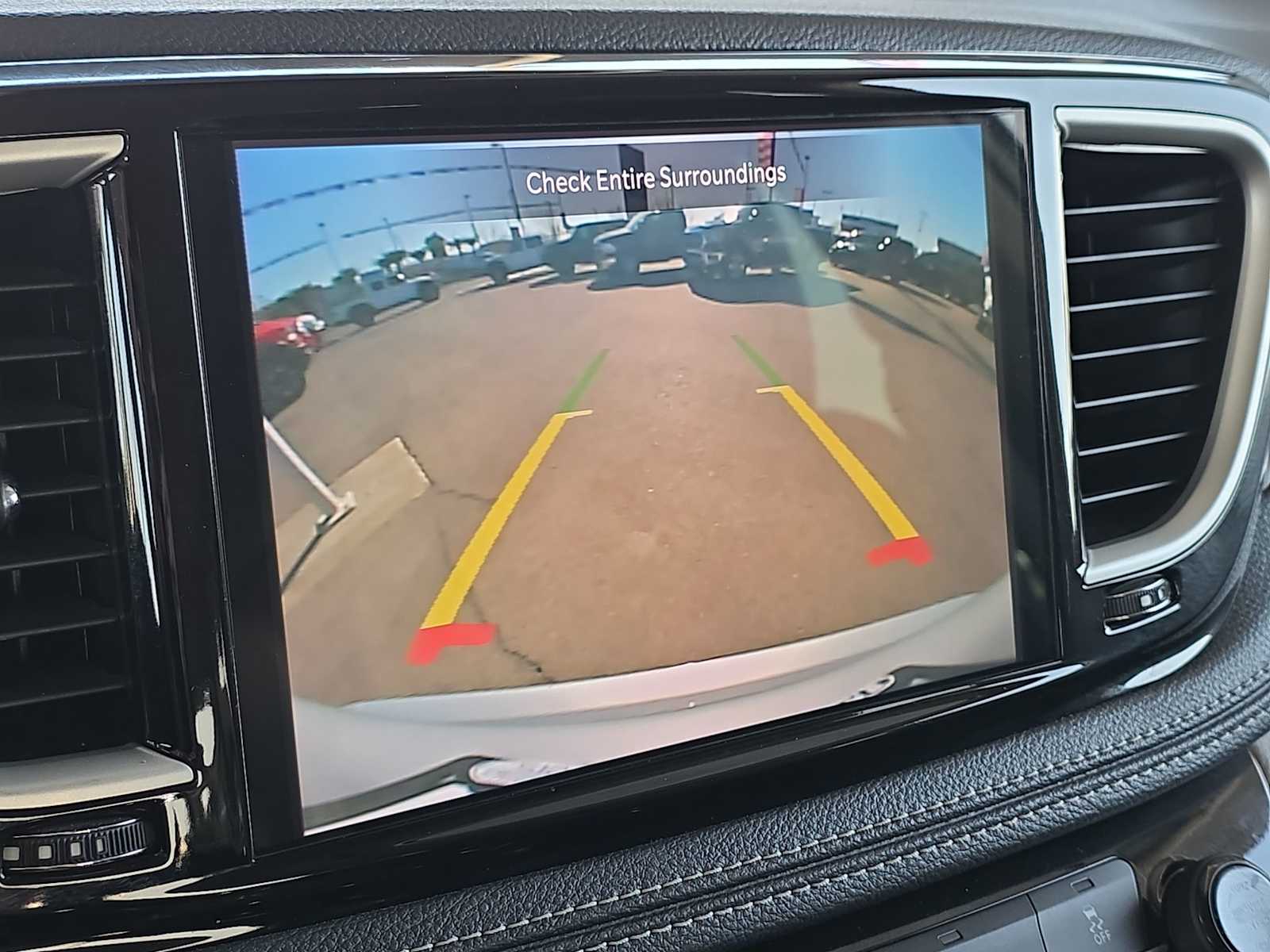 Thumbnail: 2024 Chrysler Pacifica - 26