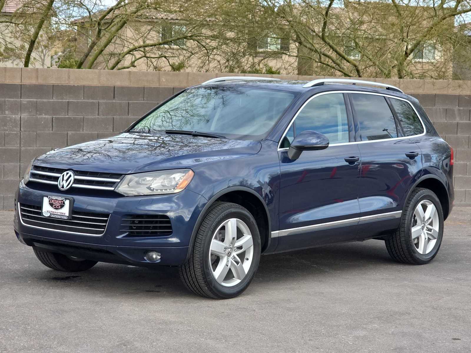 Thumbnail: 2014 Volkswagen Touareg - 5