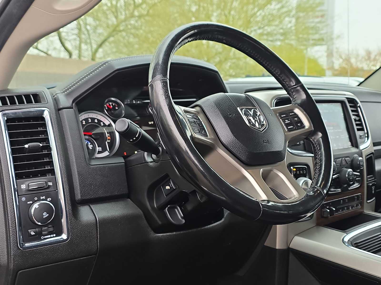 Thumbnail: 2019 RAM 1500 Classic - 2