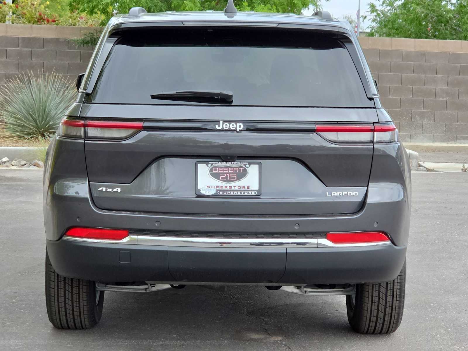 Thumbnail: 2026 Jeep Grand Cherokee - 7