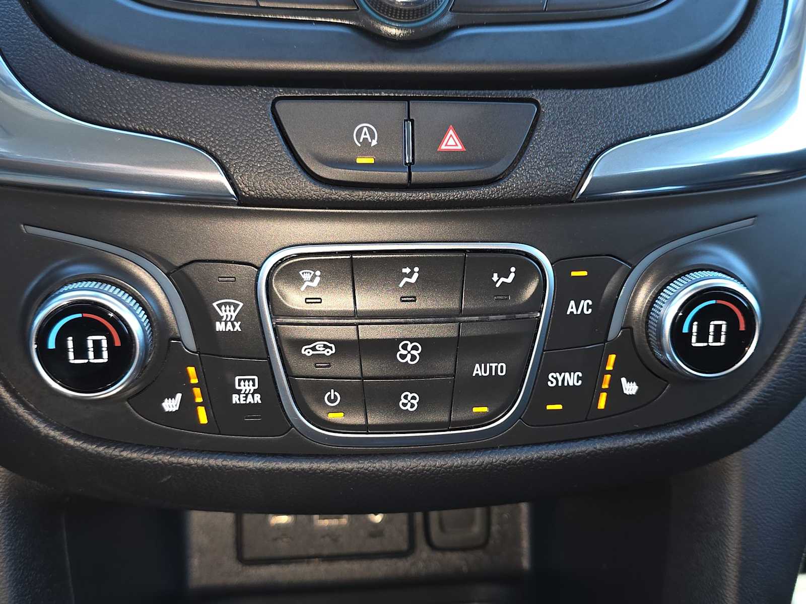 Thumbnail: 2024 Chevrolet Equinox - 28