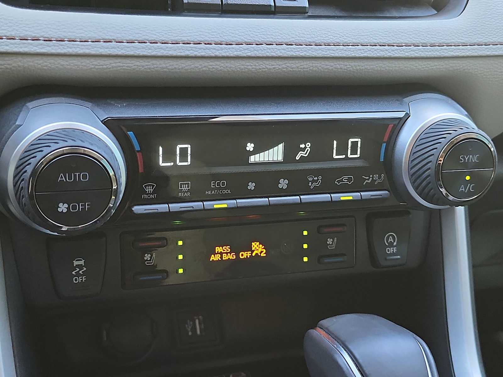 Thumbnail: 2024 Toyota RAV4 - 30