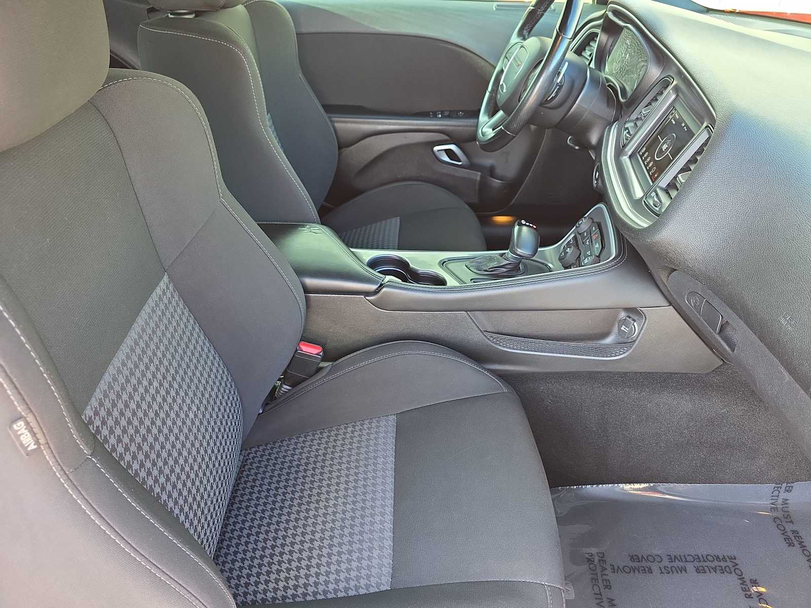 Thumbnail: 2022 Dodge Challenger - 18