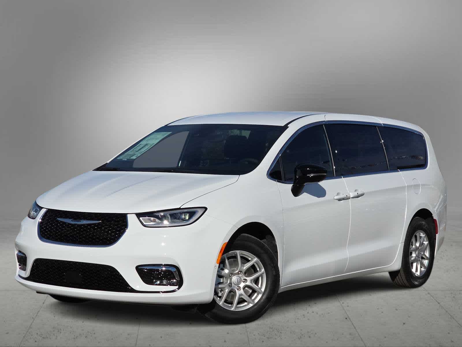 Thumbnail: 2026 Chrysler Pacifica - 1