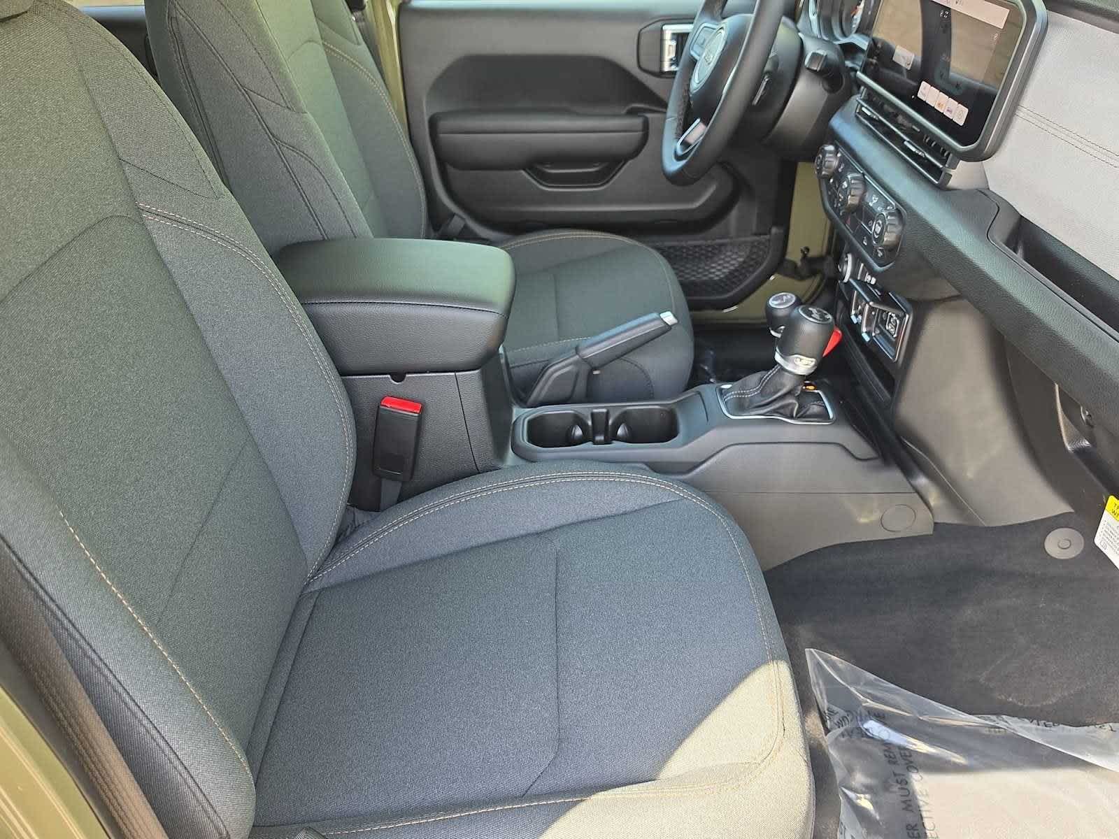 Thumbnail: 2026 Jeep Wrangler - 26