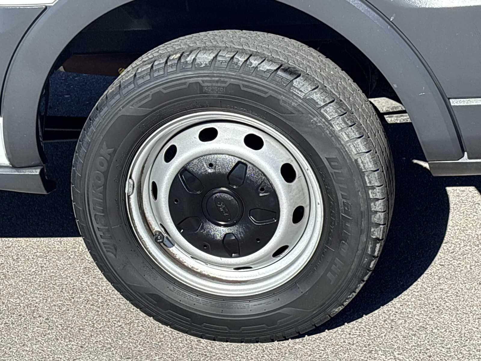 Thumbnail: 2018 Ford Transit Series - 12