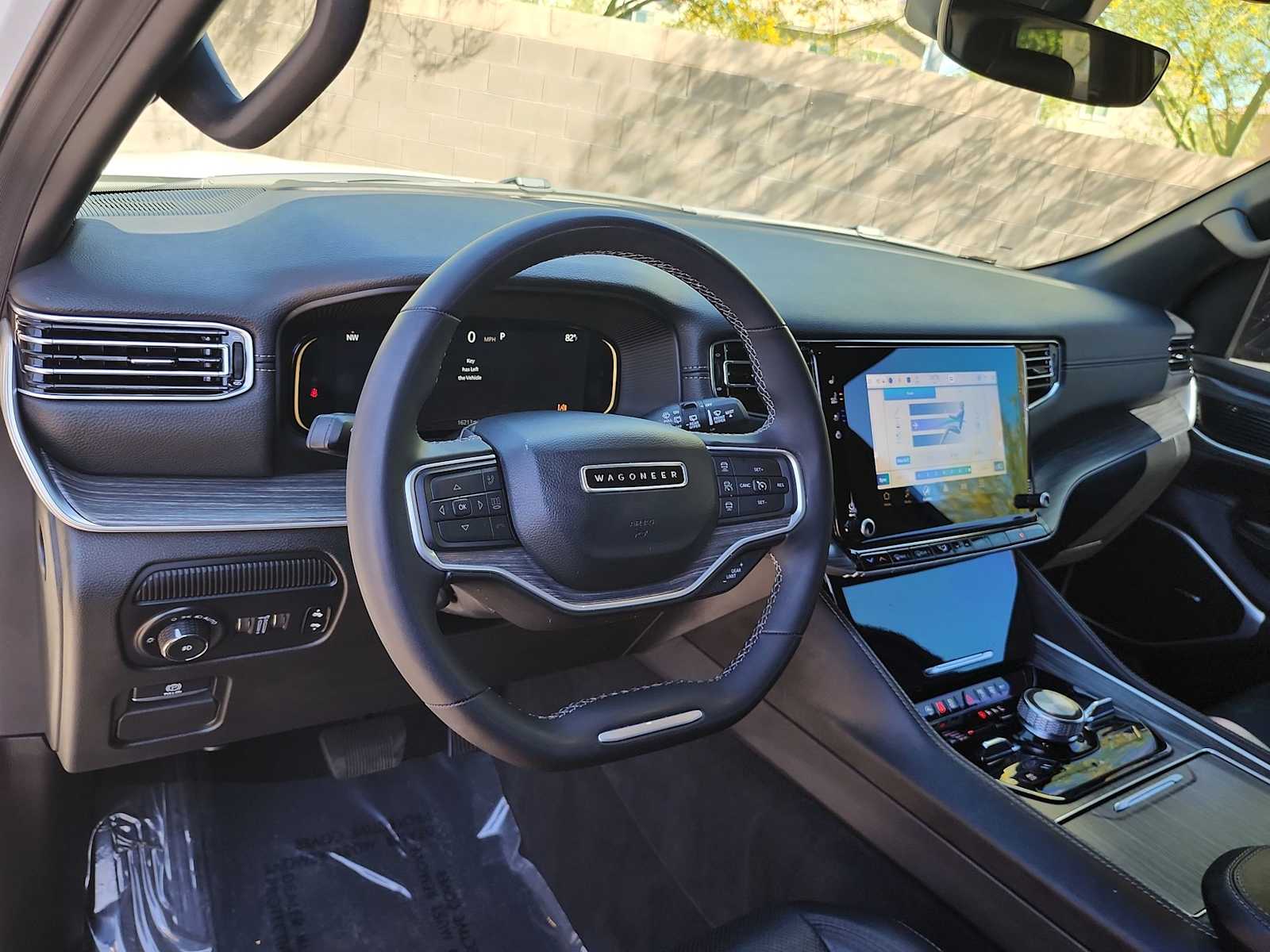 Thumbnail: 2024 Jeep Wagoneer - 2