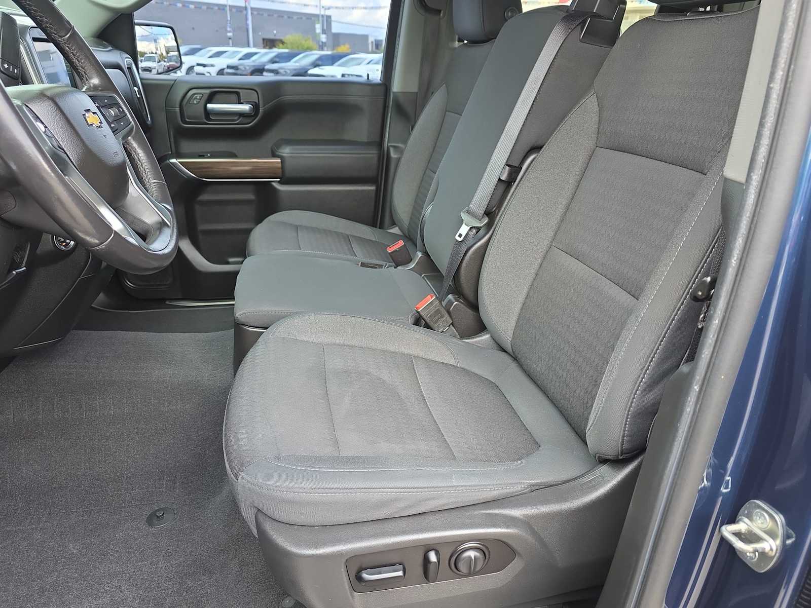 Thumbnail: 2020 Chevrolet Silverado 1500 - 2