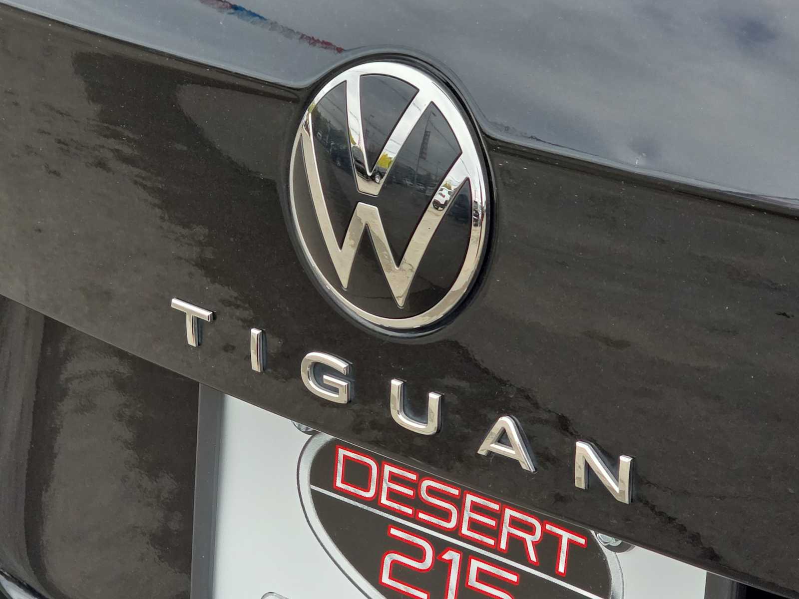 Thumbnail: 2024 Volkswagen Tiguan - 11