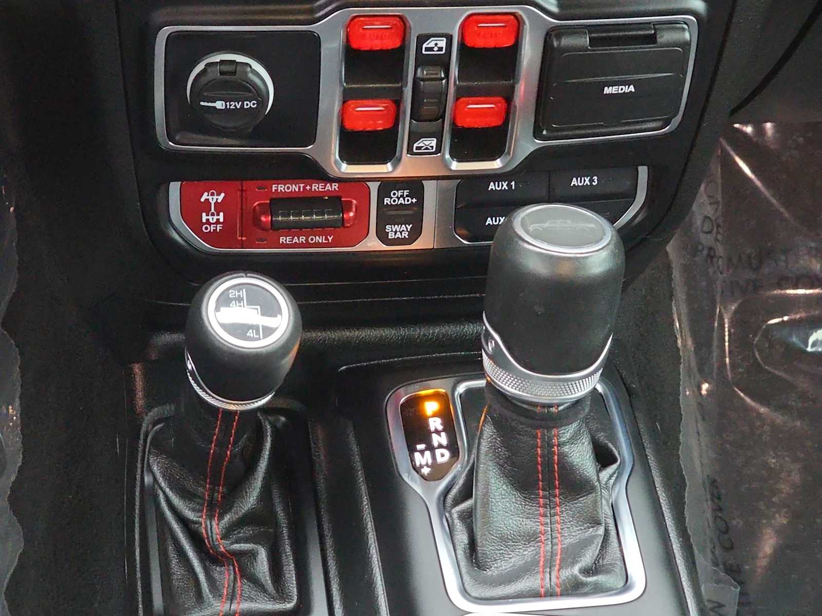 Thumbnail: 2022 Jeep Gladiator - 21