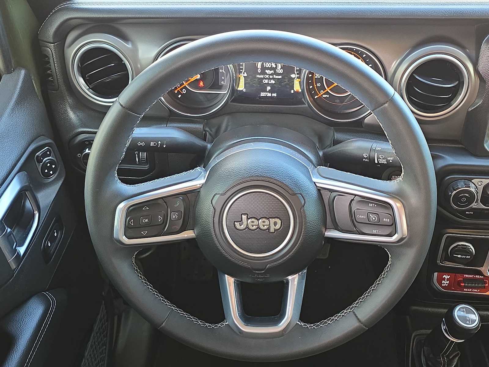 Thumbnail: 2023 Jeep Gladiator - 19