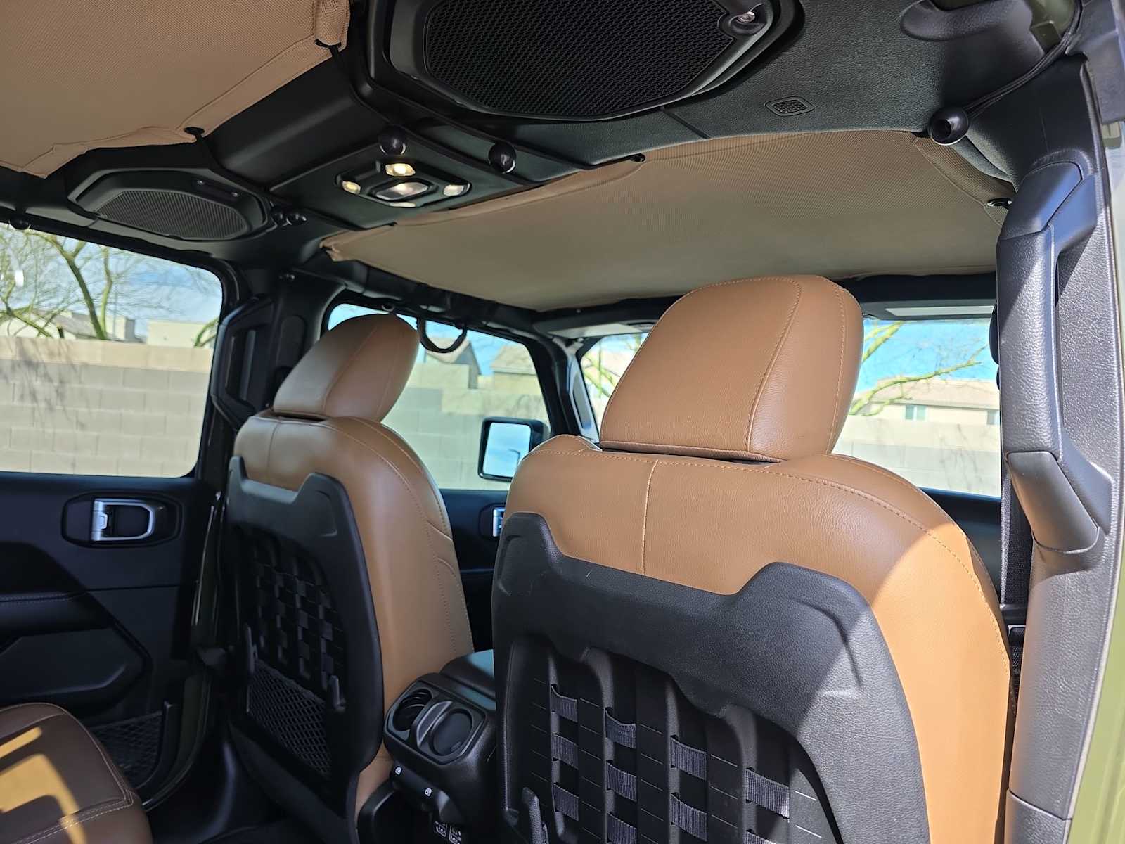 Thumbnail: 2023 Jeep Gladiator - 16