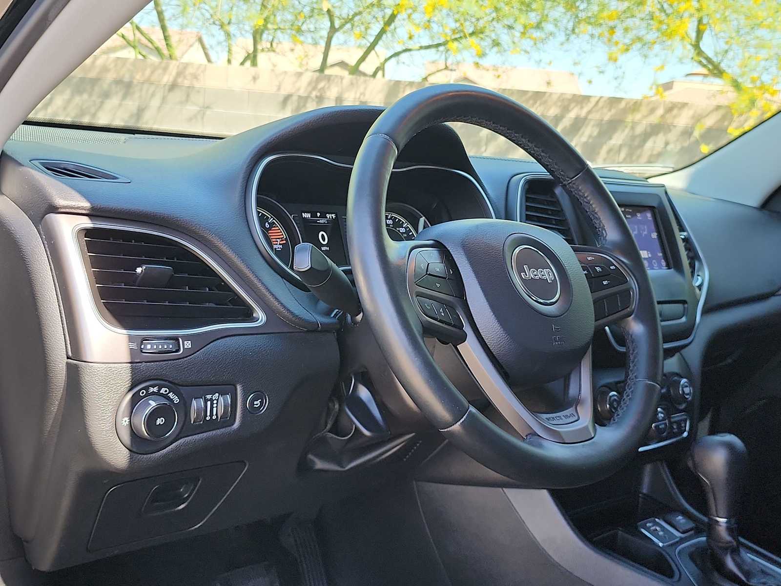 Thumbnail: 2019 Jeep Cherokee - 2